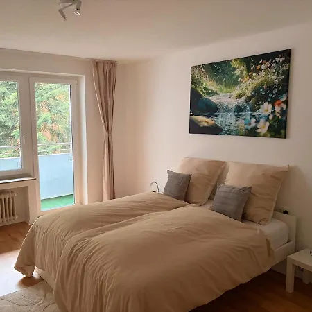 Gemuetliche Mit Tv, Balkon Und Kueche *